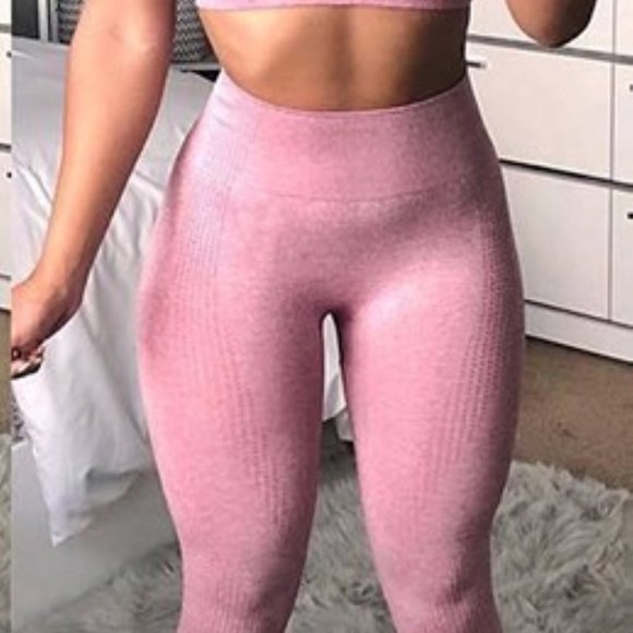 Sample Sale- Seamless 2 piece Yoga Set for Women - Picture 4 of 4